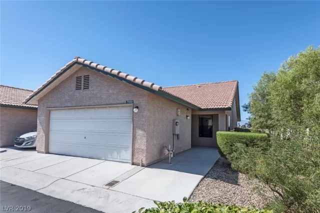 MLS: 2092953 Condo For Sale