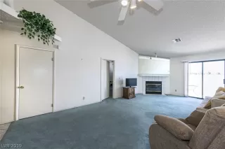 Photo #6: 2092953 Listing 