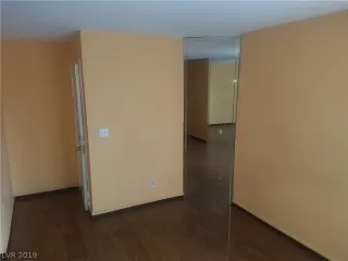 Photo #1: 2092962 Listing 