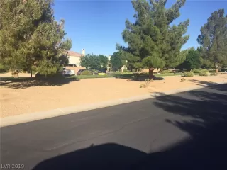 Photo #2: 2092987 Listing