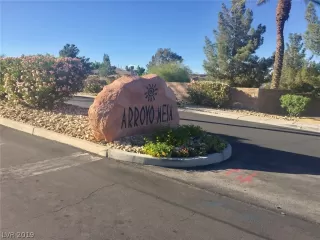 Photo #6: 2092987 Listing