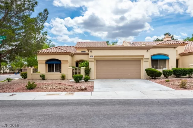 MLS: 2092998 Condo For Sale