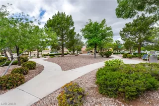 Photo #2: 2092998 Listing 