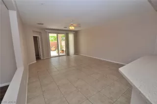 Photo #6: 2093003 Listing 