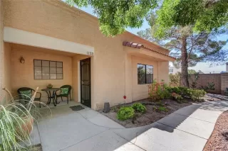 Photo #1: 2093018 Listing 