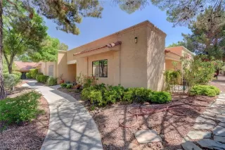 Photo #5: 2093018 Listing 