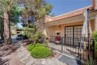 Photo #6: 2093018 Listing 