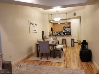 Photo #2: 2093089 Listing 