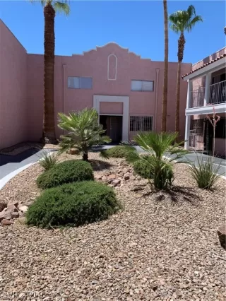 Photo #1: 2093148 Listing