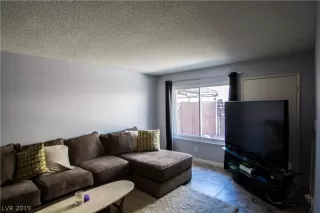 Photo #3: 2093201 Listing