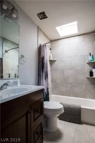 Photo #6: 2093201 Listing