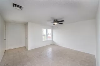 Photo #2: 2093203 Listing