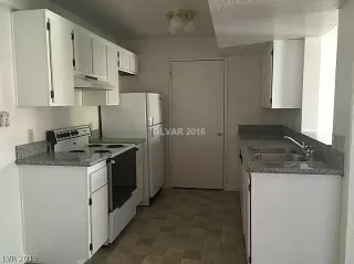 Photo #4: 2093239 Listing