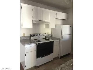 Photo #6: 2093239 Listing