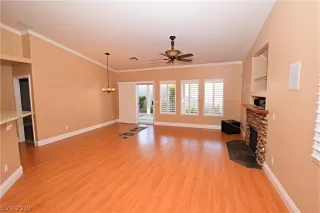 Photo #3: 2093393 Listing