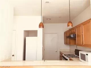 Photo #2: 2093492 Listing 