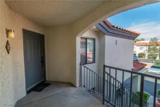 Photo #2: 2093511 Listing