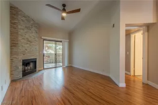 Photo #5: 2093511 Listing