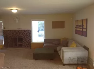 Photo #4: 2093567 Listing 