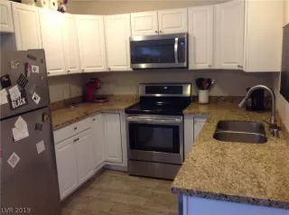 Photo #6: 2093567 Listing 