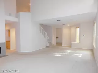 Photo #2: 2093613 Listing 