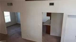 Photo #2: 2093634 Listing