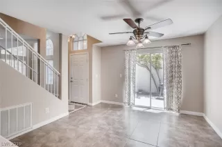 Photo #3: 2093645 Listing