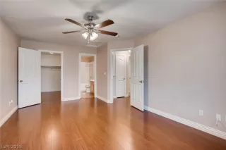 Photo #6: 2093645 Listing