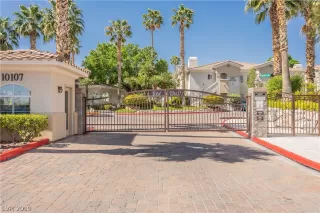 Photo #1: 2093675 Listing