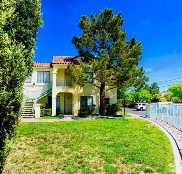 MLS: 2093762 Condo For Sale