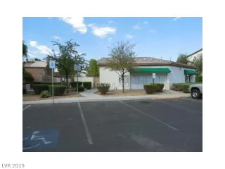 Photo #3: 2093830 Listing 