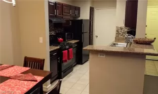 Photo #3: 2093857 Listing