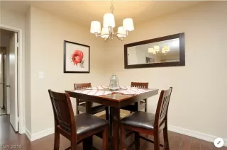 Photo #4: 2093857 Listing