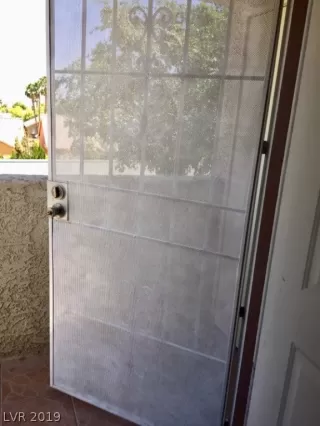 Photo #1: 2093909 Listing