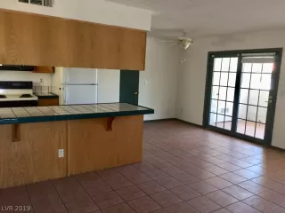 Photo #3: 2093909 Listing