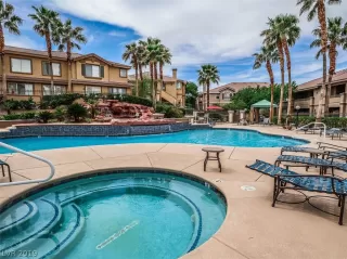 Photo #1: 2093912 Listing 