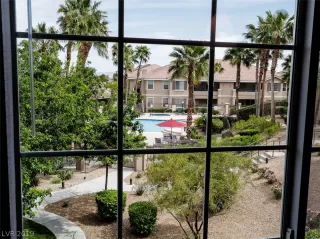 Photo #4: 2093912 Listing 