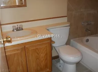 Photo #6: 2093934 Listing 