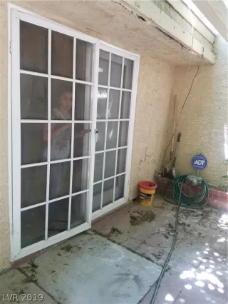 Photo #2: 2093963 Listing 