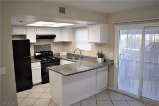 Photo #1: 2093965 Listing 