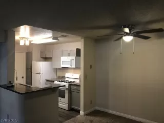 Photo #2: 2093969 Listing 