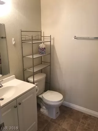 Photo #5: 2093969 Listing 