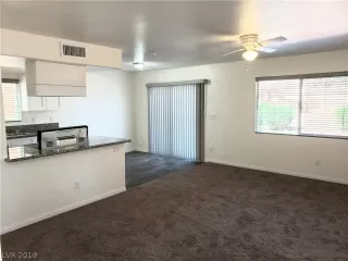 Photo #3: 2094072 Listing 