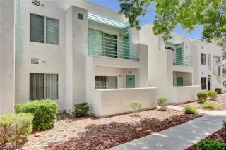 Photo #2: 2094076 Listing