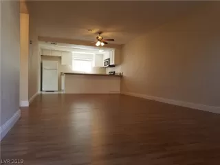 Photo #1: 2094103 Listing