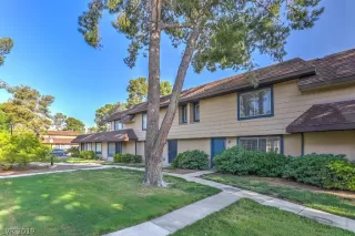 Photo #2: 2094121 Listing