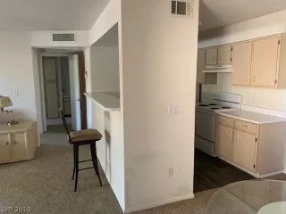 Photo #2: 2094143 Listing 