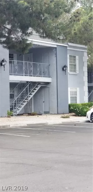 Photo #1: 2094148 Listing 