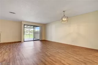 Photo #2: 2094159 Listing 