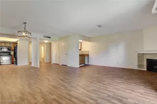 Photo #4: 2094159 Listing 